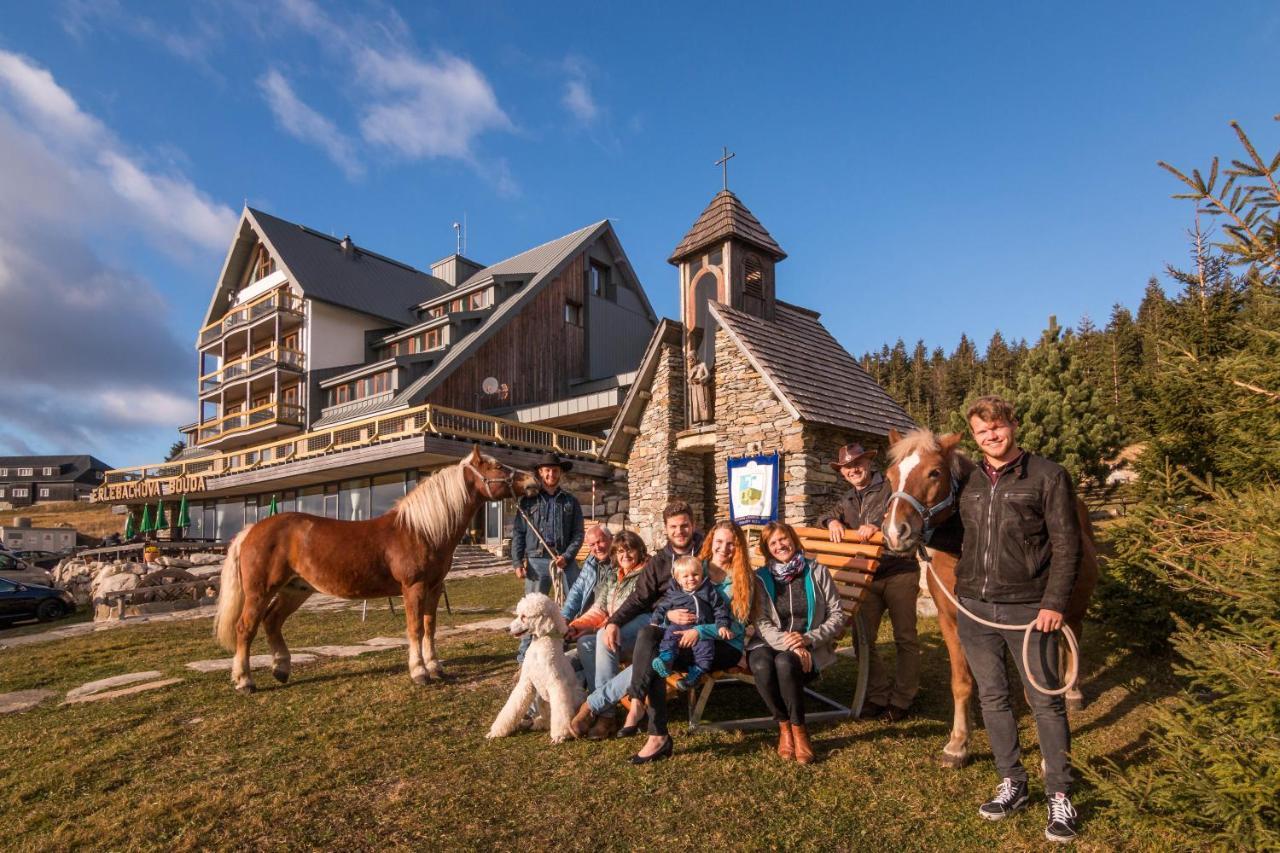 Erlebachova Bouda, Hotel - Resort Svaty Frantisek Шпиндлерув-Млин Экстерьер фото