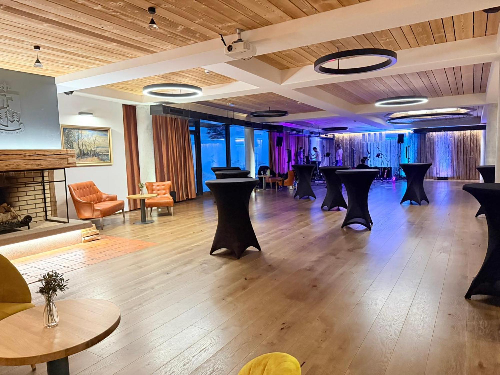 Erlebachova Bouda, Hotel - Resort Svaty Frantisek Шпиндлерув-Млин Экстерьер фото