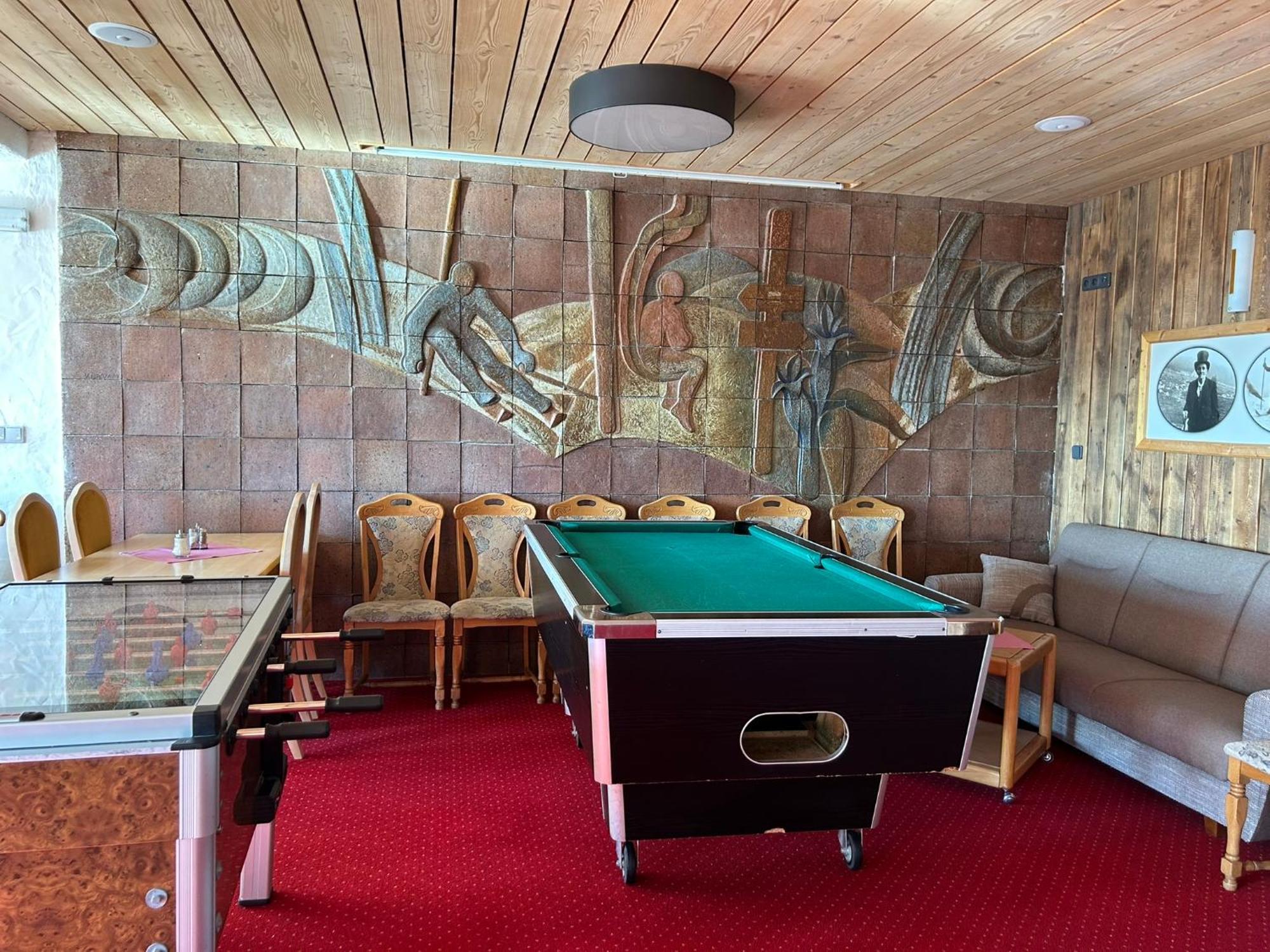 Erlebachova Bouda, Hotel - Resort Svaty Frantisek Шпиндлерув-Млин Экстерьер фото