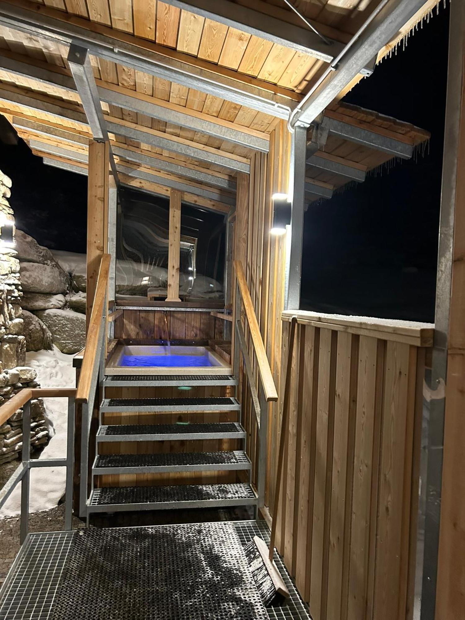 Erlebachova Bouda, Hotel - Resort Svaty Frantisek Шпиндлерув-Млин Экстерьер фото