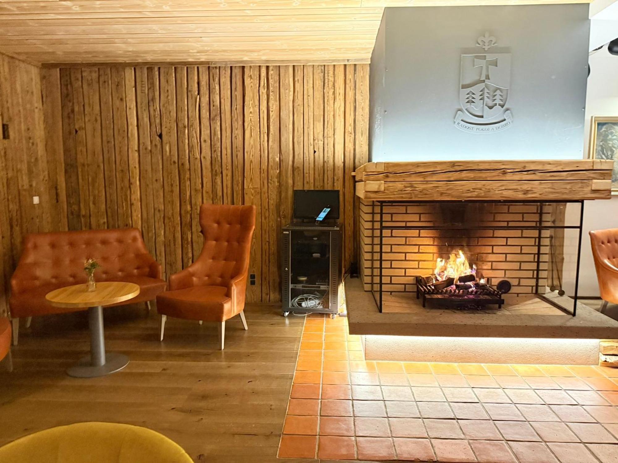 Erlebachova Bouda, Hotel - Resort Svaty Frantisek Шпиндлерув-Млин Экстерьер фото